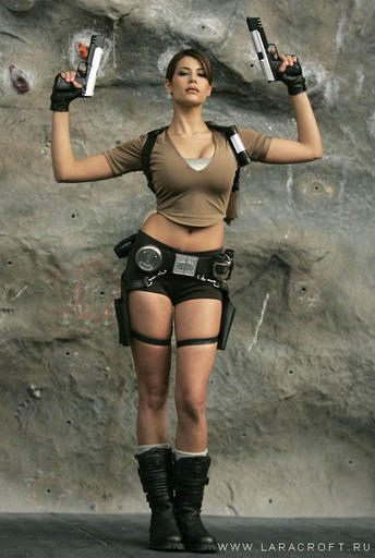Tomb Raider: Легенда - Tomb Raider: Legend - Карима Адебайб - официальная модель Лары (2006-2008)